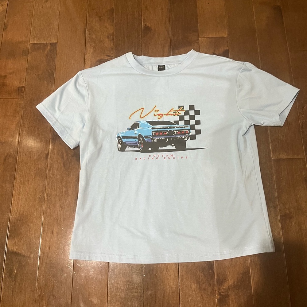 Drop shoulder letter graphic tee